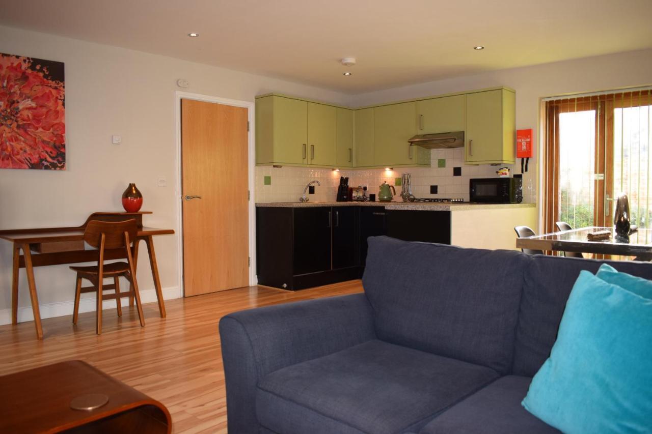 Lux Living Apartments - Alpha Apartments Кембридж Экстерьер фото